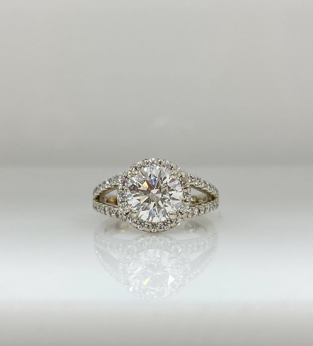 14k White gold diamond engagement ring
